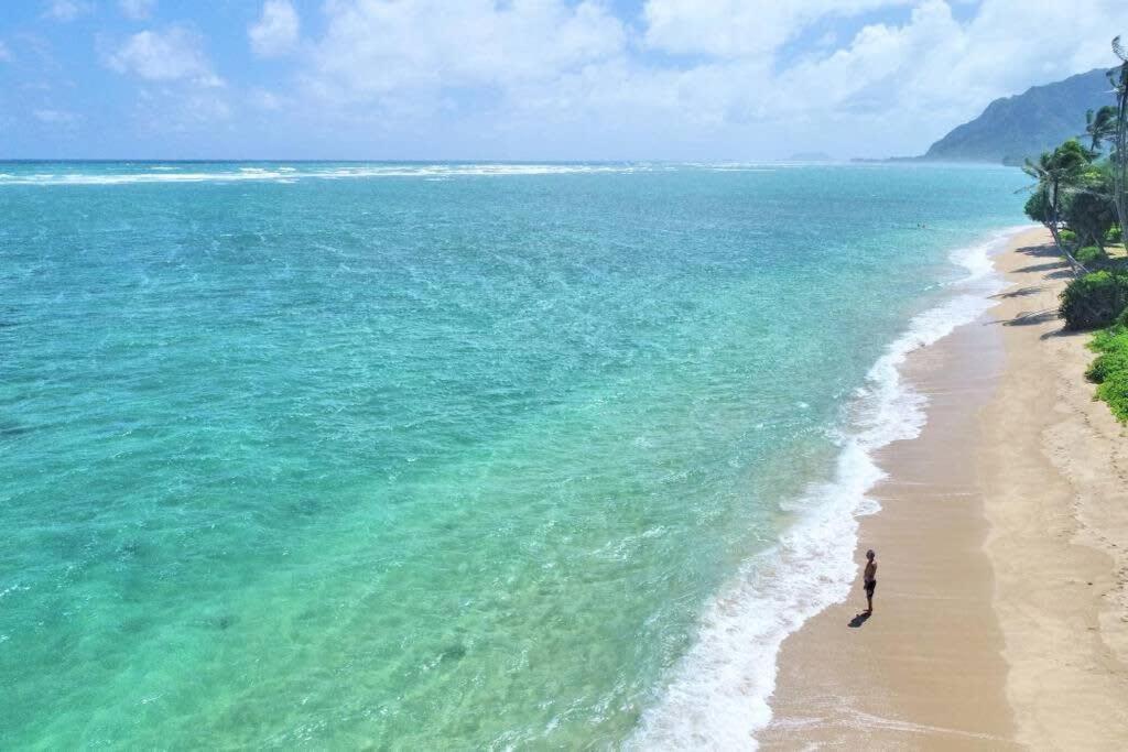 Luxury Beachfront Condo Hau'ula Exterior photo