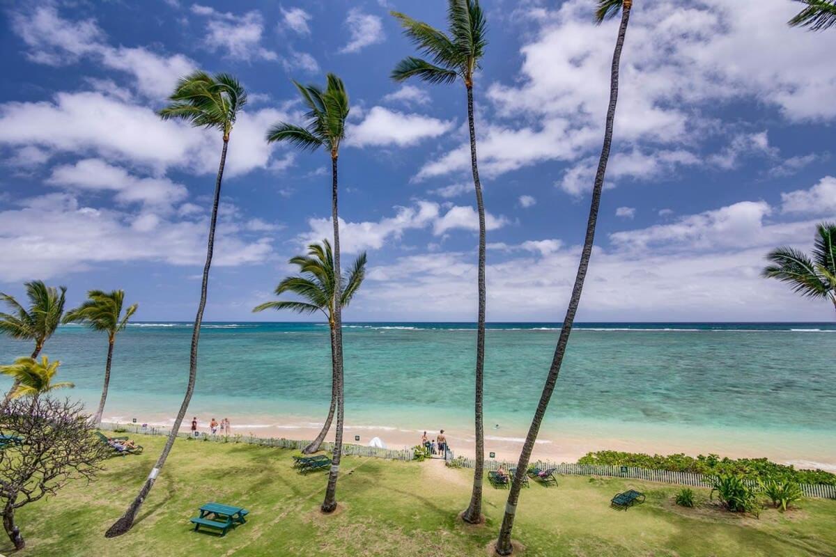 Luxury Beachfront Condo Hau'ula Exterior photo