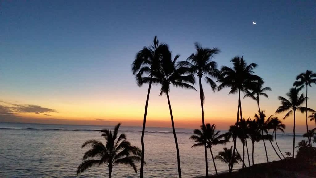 Luxury Beachfront Condo Hau'ula Exterior photo